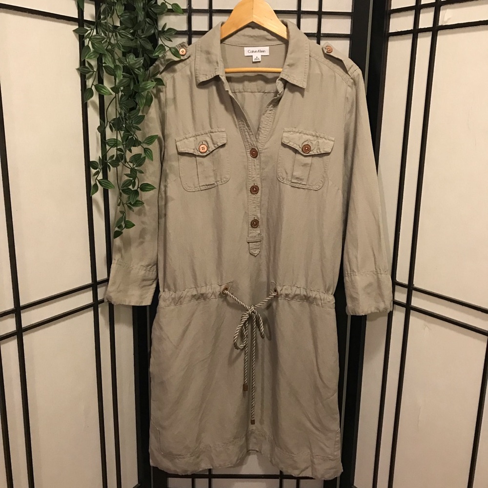 Calvin Klein | Khaki Dress